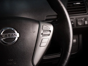 Минивэн Nissan Serena 2010 года, 1090000 рублей, Омск