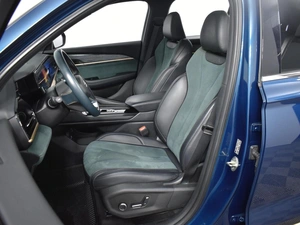 Внедорожник Geely Monjaro 2023 года, 3553900 рублей, Казань