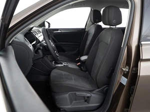 Внедорожник Volkswagen Tiguan 2017 года, 2985444 рублей, Москва