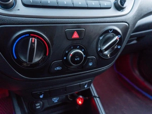 Седан Hyundai Solaris 2019 года, 999000 рублей, Саратов