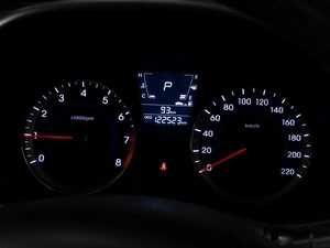 Седан Hyundai Solaris 2011 года, 819000 рублей, Тюмень