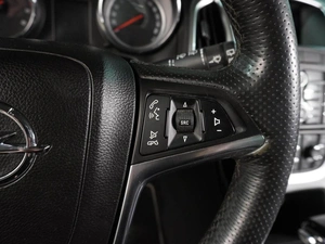 Хетчбэк Opel Astra GTC 2013 года, 999000 рублей, Воронеж