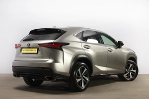 Внедорожник Lexus NX 2019 года, 3299000 рублей, Новосибирск