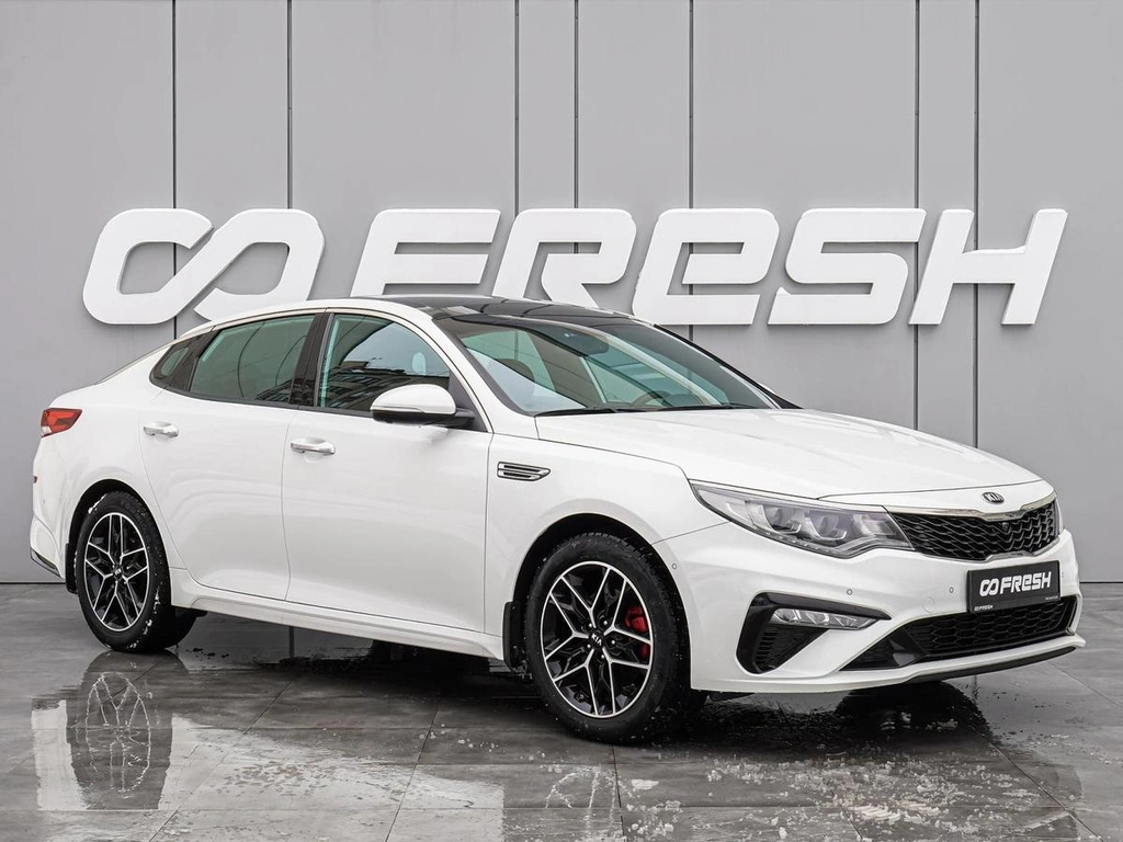 Седан Kia Optima 2018 года, 2370000 рублей, Краснодар