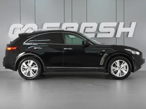 Внедорожник Infiniti QX70 2015 года, 2430000 рублей, Красный Пахарь