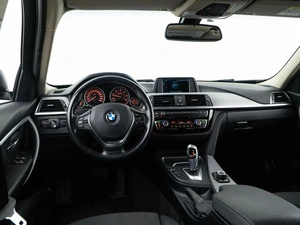 Седан BMW 3 серия 2018 года, 2657077 рублей, Москва