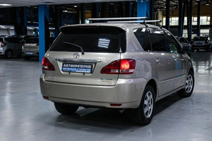 Минивэн Toyota Ipsum 2001 года, 768000 рублей, Солонцы