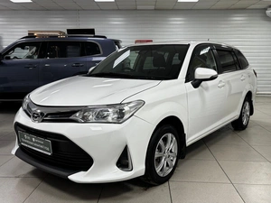 Универсал Toyota Corolla Fielder 2018 года, 1249000 рублей, Ачинск