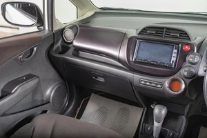 Хетчбэк Honda Fit 2013 года, 1069000 рублей, Томск