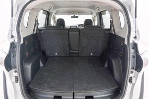 Минивэн Toyota Sienta 2019 года, 1329000 рублей, Красноярск