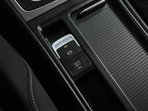 Хетчбэк Volkswagen Golf 2014 года, 1149000 рублей, Аксай