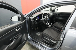 Седан Kia Rio 2019 года, 1530000 рублей, Курск