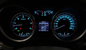 Внедорожник Toyota Land Cruiser 2008 года, 2697000 рублей, Красноярск