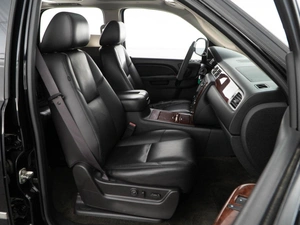 Внедорожник Chevrolet Tahoe 2011 года, 1796444 рублей, Москва