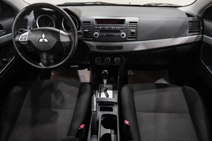 Седан Mitsubishi Lancer 2011 года, 799000 рублей, Новокузнецк
