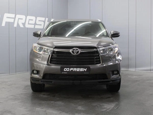 Внедорожник Toyota Highlander 2014 года, 3150000 рублей, Омск