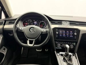 Седан Volkswagen Passat 2017 года, 2174000 рублей, Орёл