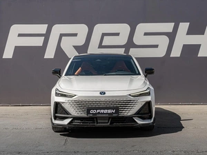 Лифтбек Changan UNI-V 2023 года, 2350000 рублей, Краснодар