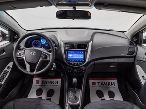 Седан Hyundai Solaris 2014 года, 1050000 рублей, Красноярск