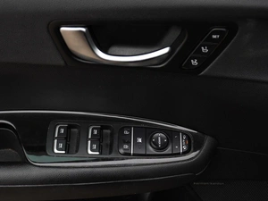 Седан Kia Optima 2016 года, 2229000 рублей, Тверь