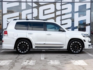 Внедорожник Toyota Land Cruiser 2016 года, 7549000 рублей, Краснодар