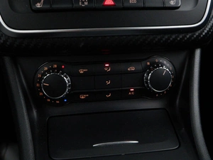 Хетчбэк Mercedes-benz A-класс 2013 года, 1517050 рублей, Москва