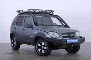Внедорожник Chevrolet Niva 2012 года, 499000 рублей, Омск
