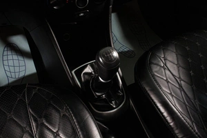 Седан Hyundai Solaris 2011 года, 679000 рублей, Сургут