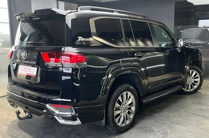 Внедорожник Toyota Land Cruiser 2021 года, 10300000 рублей, Абакан