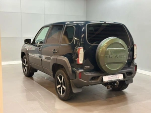 Внедорожник ВАЗ (LADA) Niva Travel 2024 года, 1097000 рублей, Красноярск