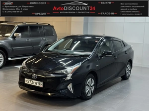 Лифтбек Toyota Prius 2016 года, 1777000 рублей, Красноярск