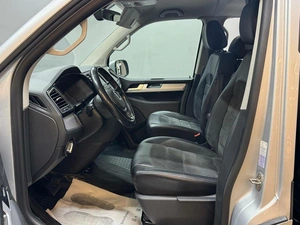 Минивэн Volkswagen Multivan 2016 года, 3847000 рублей, Красноярск