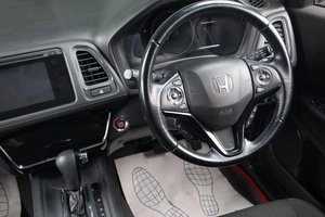 Внедорожник Honda Vezel 2017 года, 2049000 рублей, Оренбург