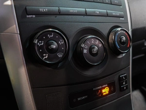 Седан Toyota Corolla 2010 года, 890000 рублей, Волгоград