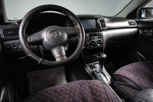 Седан Toyota Corolla 2006 года, 449000 рублей, Сургут