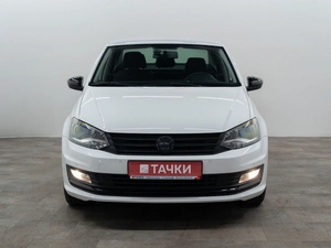 Седан Volkswagen Polo 2016 года, 1050000 рублей, Красноярск