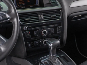 Седан Audi A4 2012 года, 1249000 рублей, Сургут