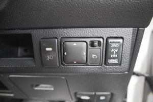 Седан Nissan Tiida Latio 2004 года, 499000 рублей, Кемерово