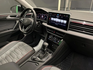 Внедорожник Volkswagen Tiguan 2022 года, 4500000 рублей, Красноярск