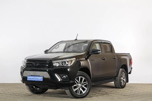 Пикап Toyota Hilux 2018 года, 2739000 рублей, Тюмень