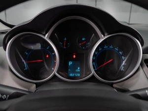 Седан Chevrolet Cruze 2012 года, 899000 рублей, Тюмень