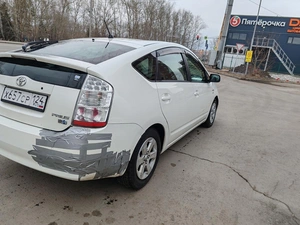 Лифтбек Toyota Prius 2009 года, 600000 рублей, Красноярск