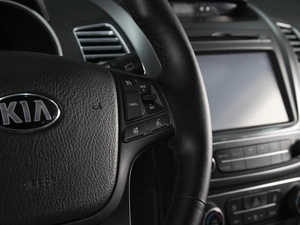 Внедорожник Kia Sorento 2013 года, 1880000 рублей, Омск