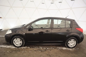 Хэтчбек Nissan Tiida 2012 года, 675000 рублей, Орёл