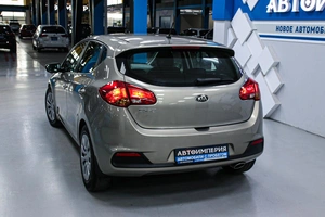 Хетчбэк Kia Ceed 2012 года, 918000 рублей, Солонцы