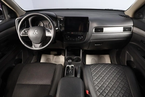 Внедорожник Mitsubishi Outlander 2013 года, 1509000 рублей, Новосибирск