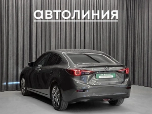 Седан Mazda 3 2018 года, 1349000 рублей, Красноярск