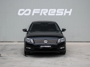 Седан Volkswagen Passat 2011 года, 1065000 рублей, Краснодар