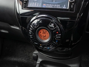 Хетчбэк Nissan Note 2017 года, 1080000 рублей, Краснодар