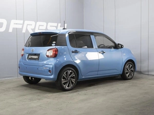 Хетчбэк Toyota Passo 2017 года, 888000 рублей, Омск